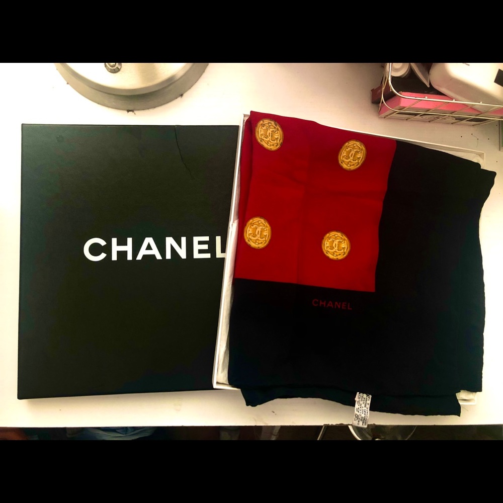 CHANEL DESIGNER SILK SCARF RED GOLD BLACK